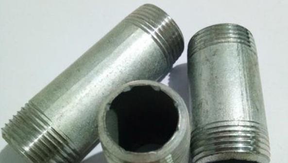Galvanized BSPT threaded pipes